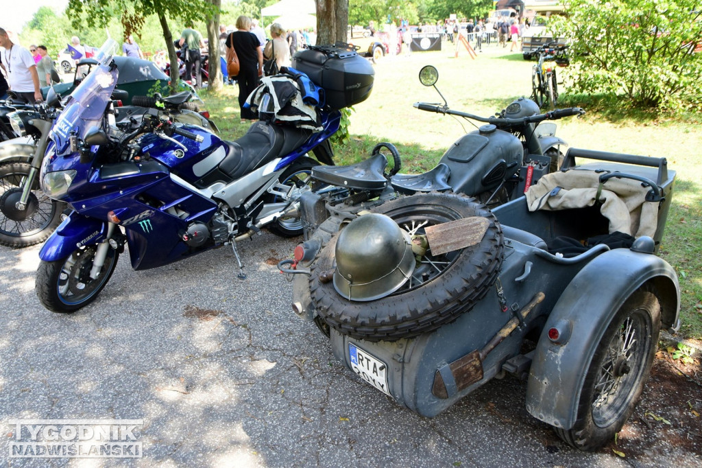 Retro Giełda w Nowej Dębie