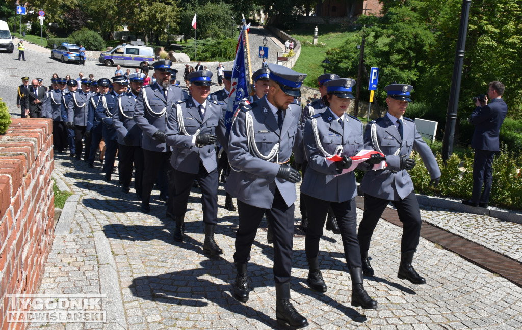 Powiatowe obchody Święta Policji w Sandomierzu