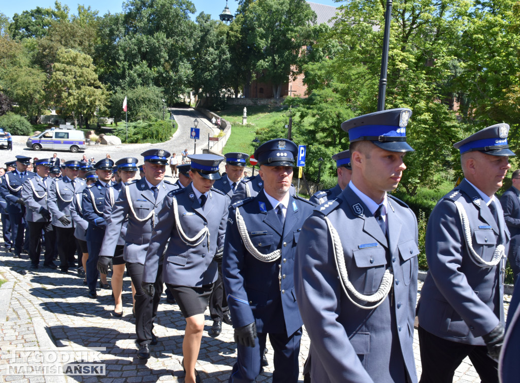 Powiatowe obchody Święta Policji w Sandomierzu