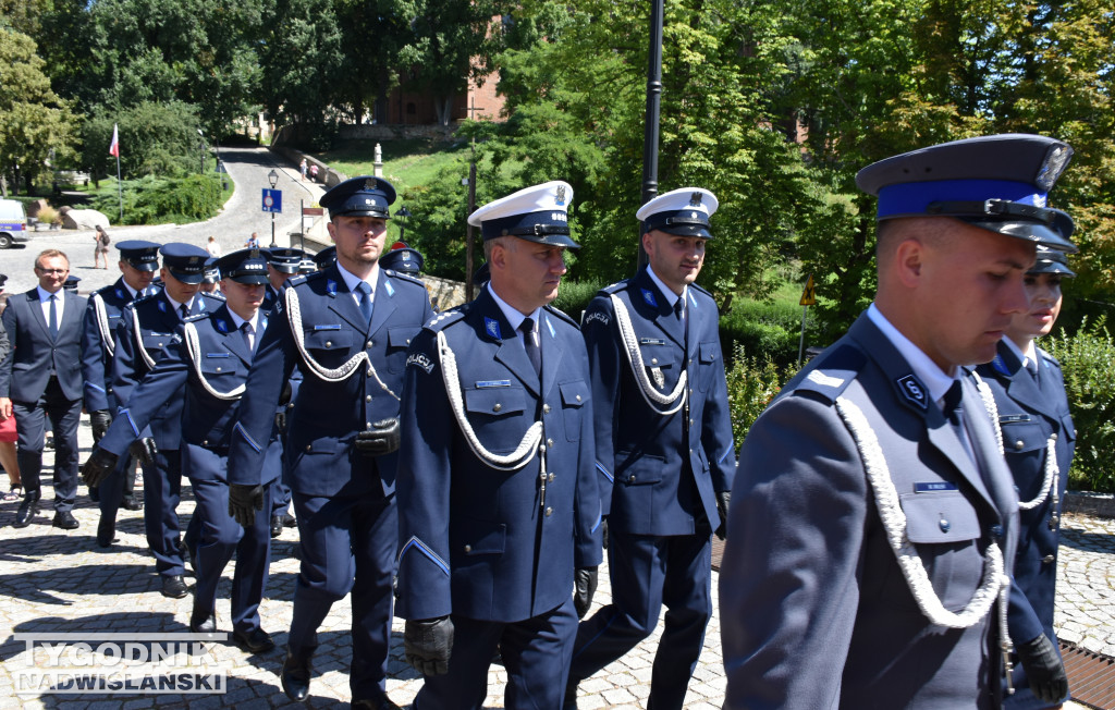 Powiatowe obchody Święta Policji w Sandomierzu