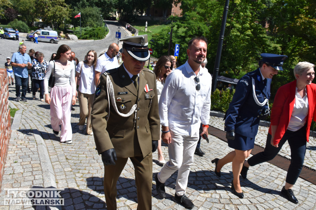 Powiatowe obchody Święta Policji w Sandomierzu