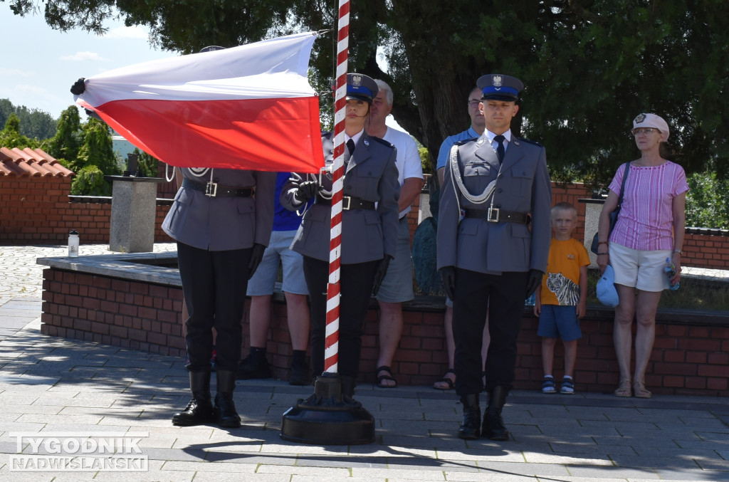 Powiatowe obchody Święta Policji w Sandomierzu