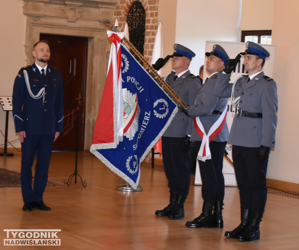 Powiatowe obchody Święta Policji w Sandomierzu