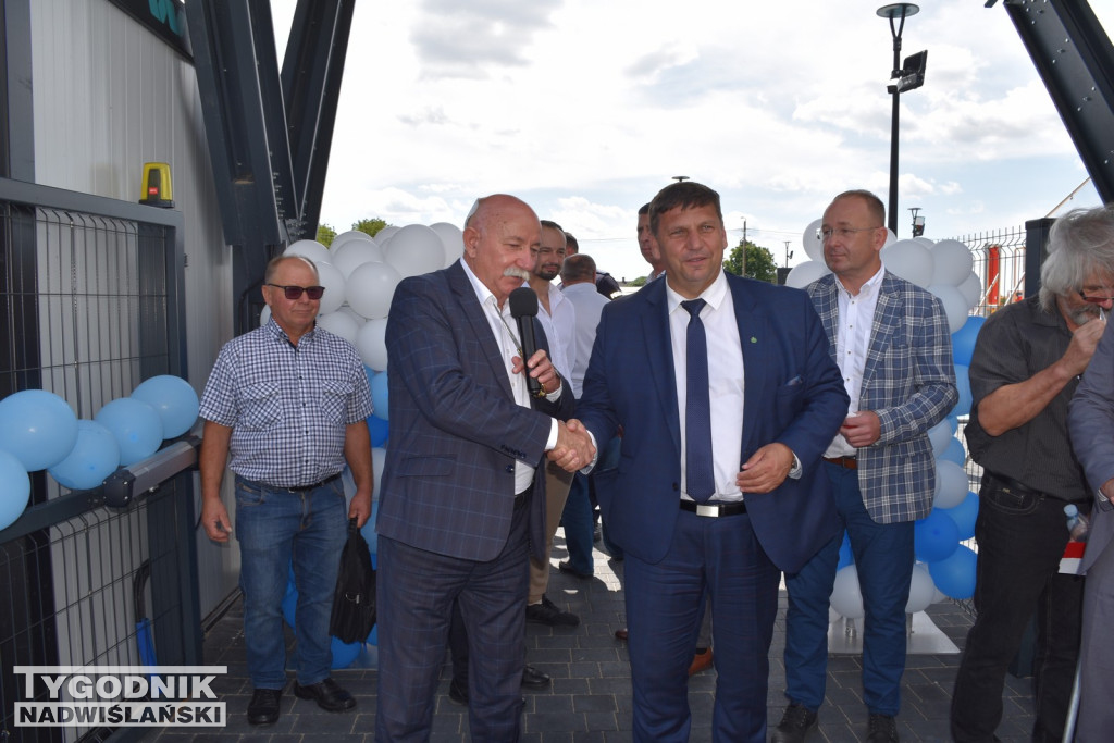 Otwarcie lodowiska i basenów w Lipniku
