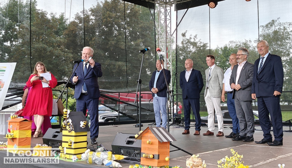 Powiatowe Sandomierskie Święto Miodu i Dziczyzny