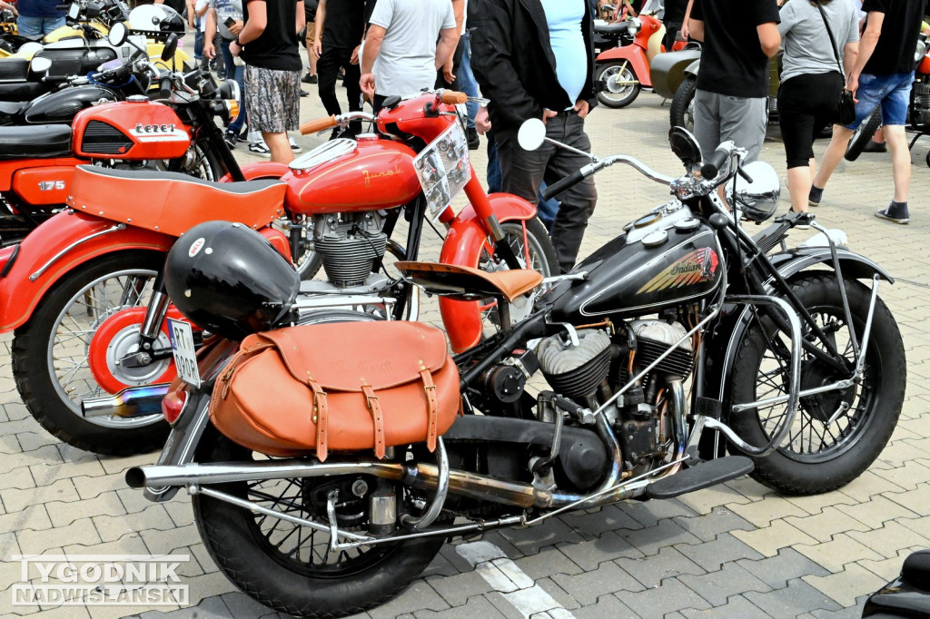  IX Zjazd Starych Motocykli PRL w Grębowie