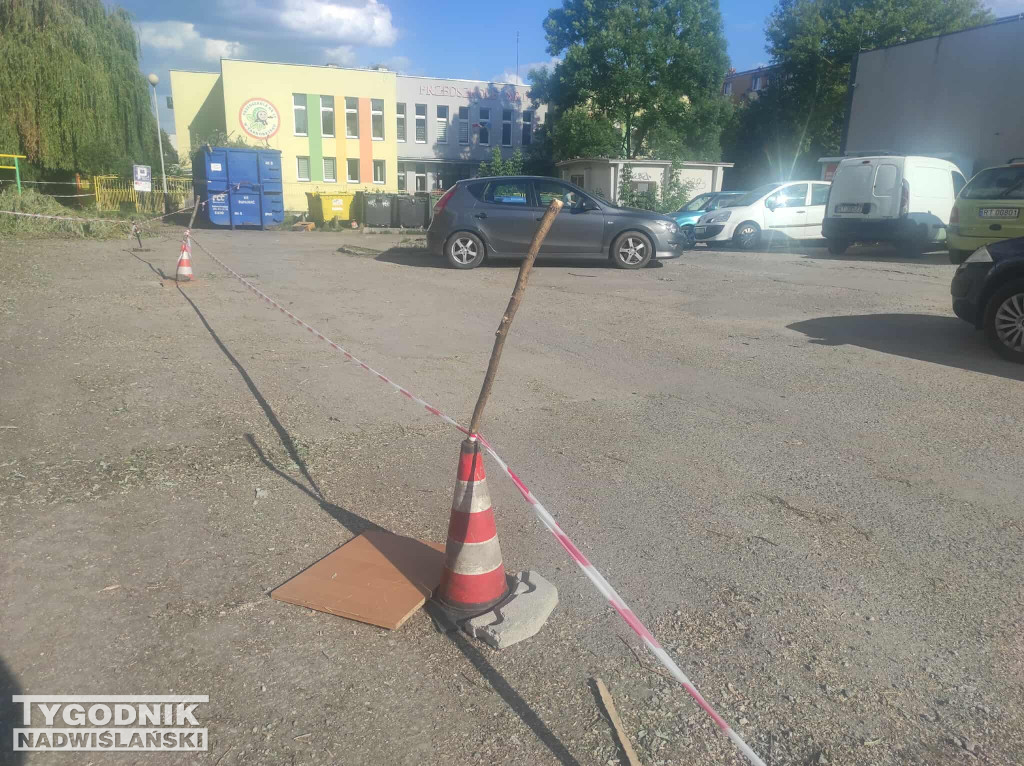 Przebudowa parkingu przy Jędrusiu