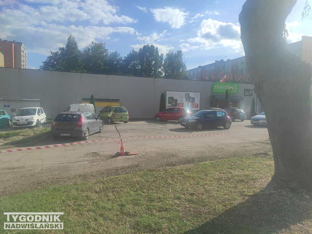 Przebudowa parkingu przy Jędrusiu