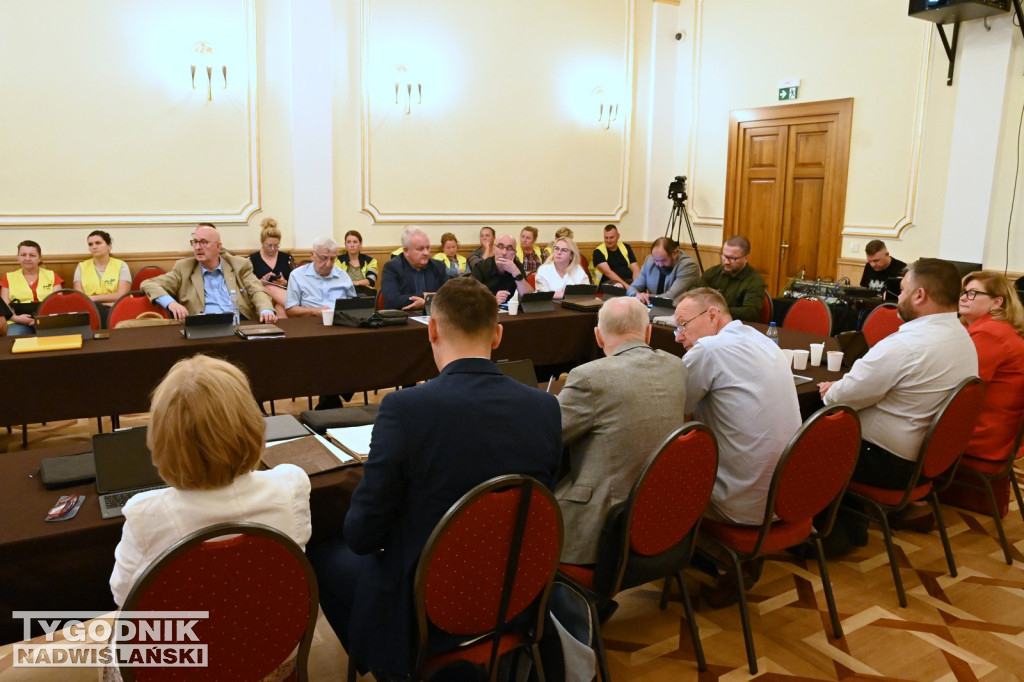 Debata o śmieciach na sesji Rady Miasta Tarnobrzega