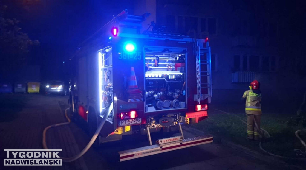 Pożar w bloku przy ul. Kossaka w Tarnobrzegu