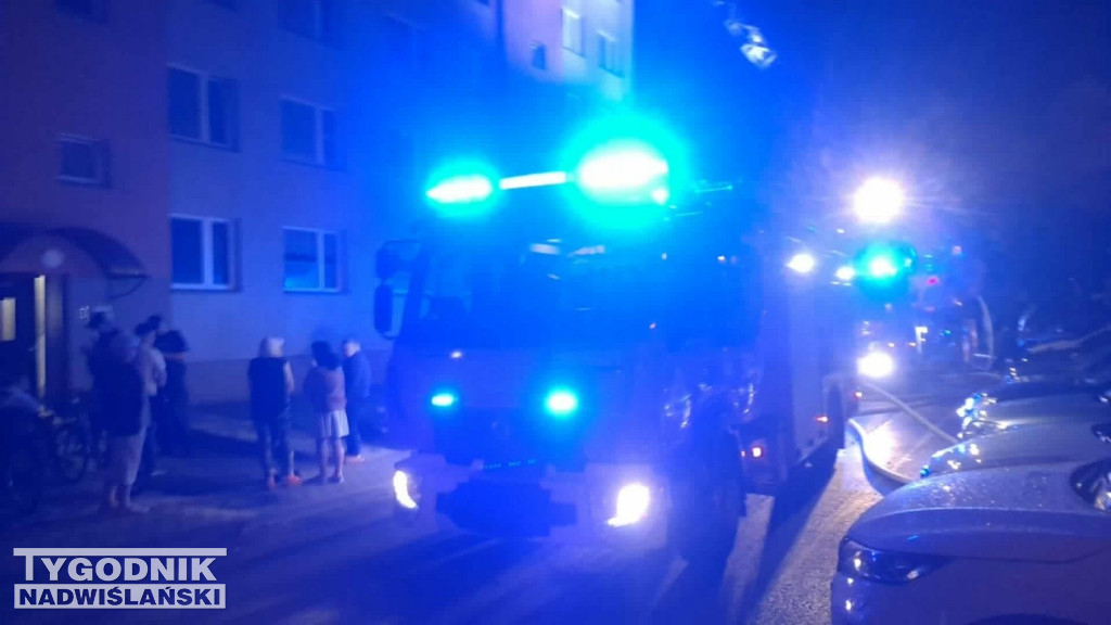 Pożar w bloku przy ul. Kossaka w Tarnobrzegu
