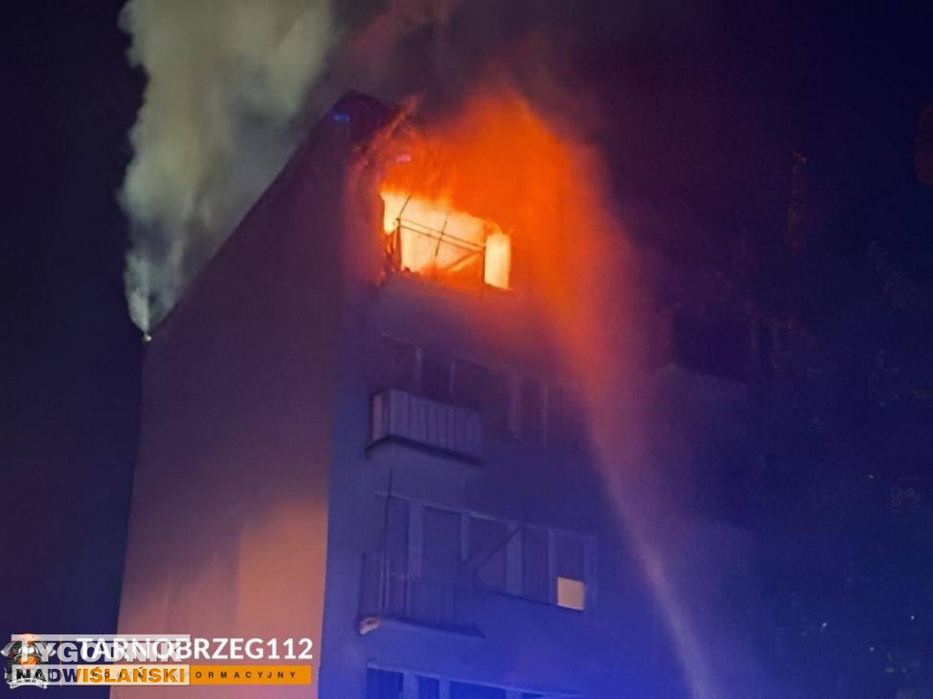 Pożar w bloku przy ul. Kossaka w Tarnobrzegu