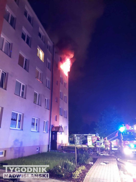 Pożar w bloku przy ul. Kossaka w Tarnobrzegu
