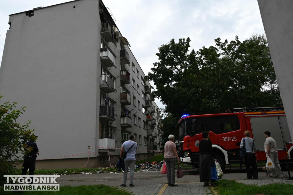 Pożar w bloku przy ul. Kossaka w Tarnobrzegu