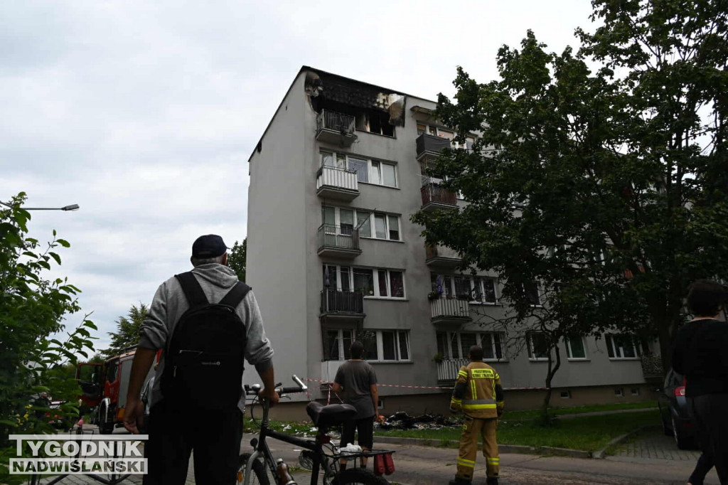 Pożar w bloku przy ul. Kossaka w Tarnobrzegu