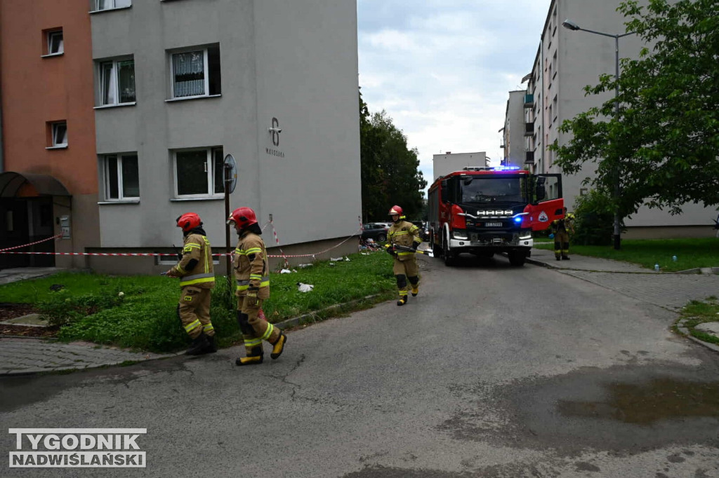 Pożar w bloku przy ul. Kossaka w Tarnobrzegu