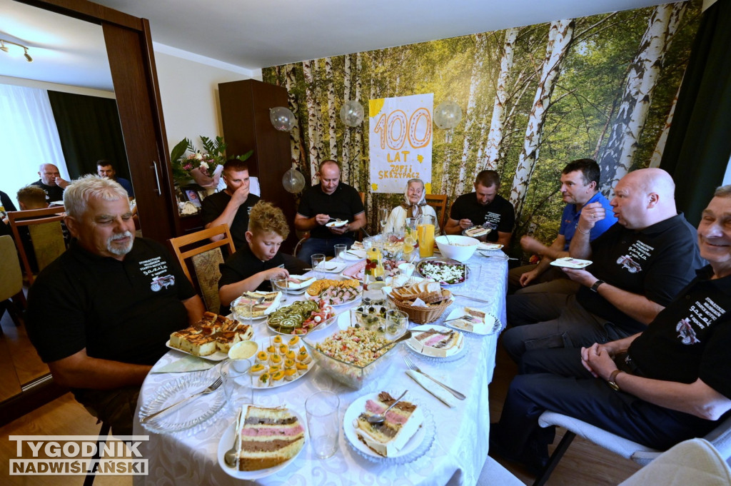 Stulatka z Wydrzy świętowała urodziny