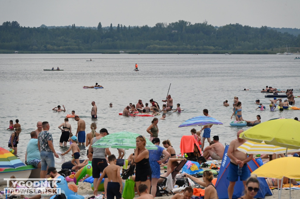 Niedziela, 10 sierpnia, nad Jeziorem Tarnobrzeskim