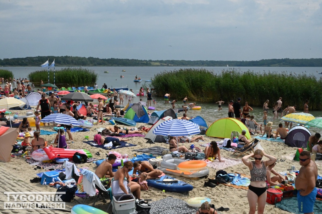 Niedziela, 10 sierpnia, nad Jeziorem Tarnobrzeskim