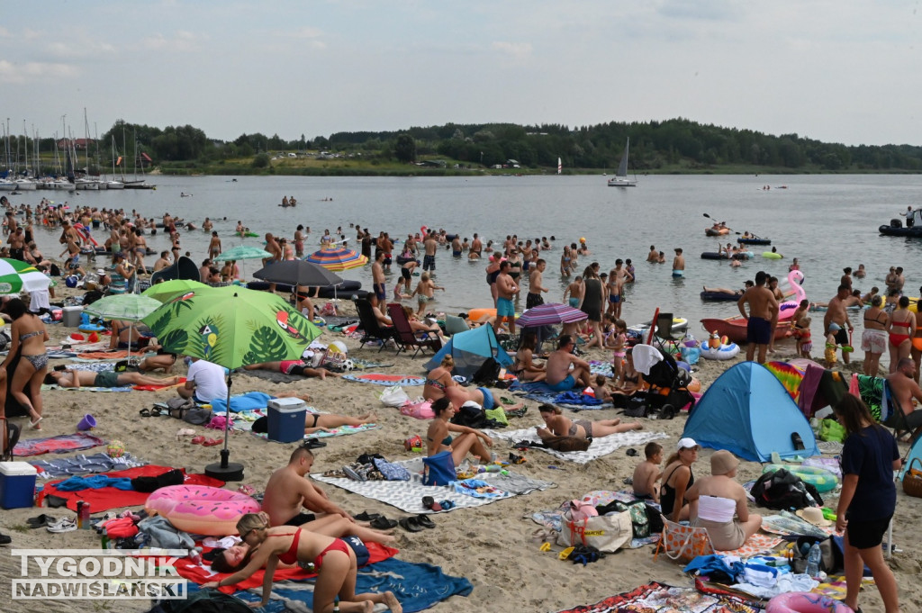 Niedziela, 10 sierpnia, nad Jeziorem Tarnobrzeskim