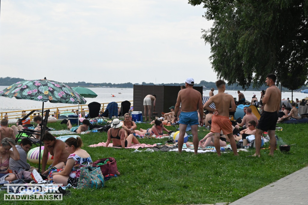 Niedziela, 10 sierpnia, nad Jeziorem Tarnobrzeskim