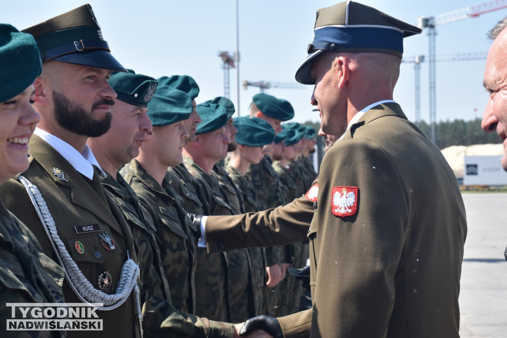 Święto Wojska Polskiego w Nowej Dębie