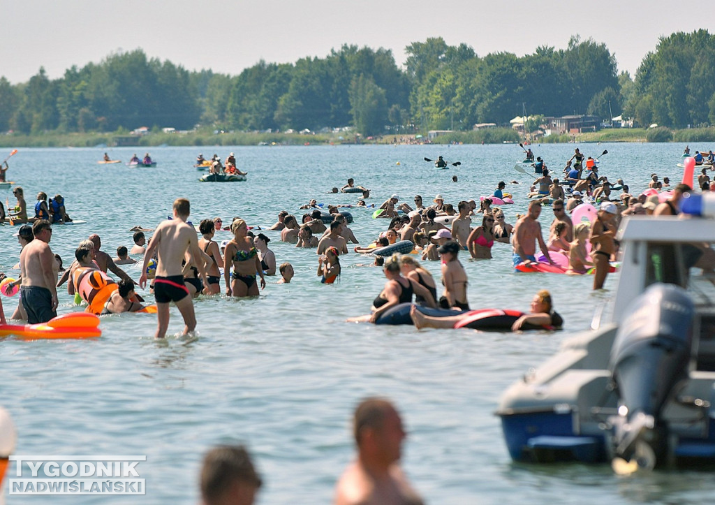 Piątek, 15 sierpnia, nad Jeziorem Tarnobrzeskim