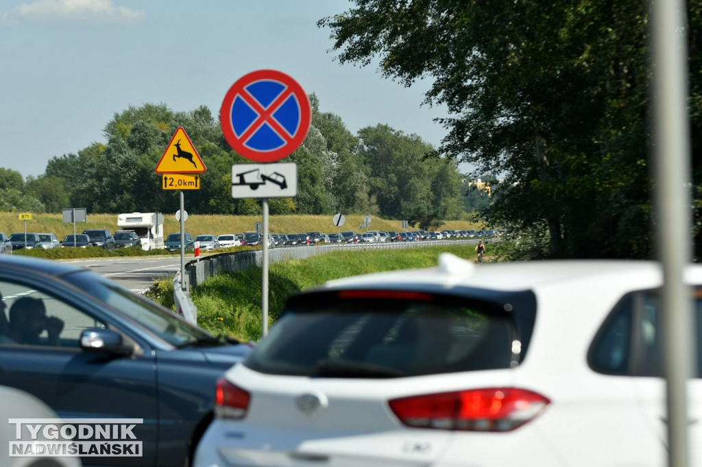 Piątek, 15 sierpnia, nad Jeziorem Tarnobrzeskim