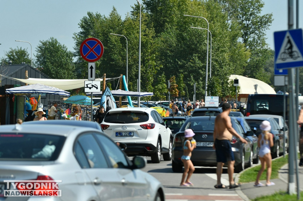 Piątek, 15 sierpnia, nad Jeziorem Tarnobrzeskim