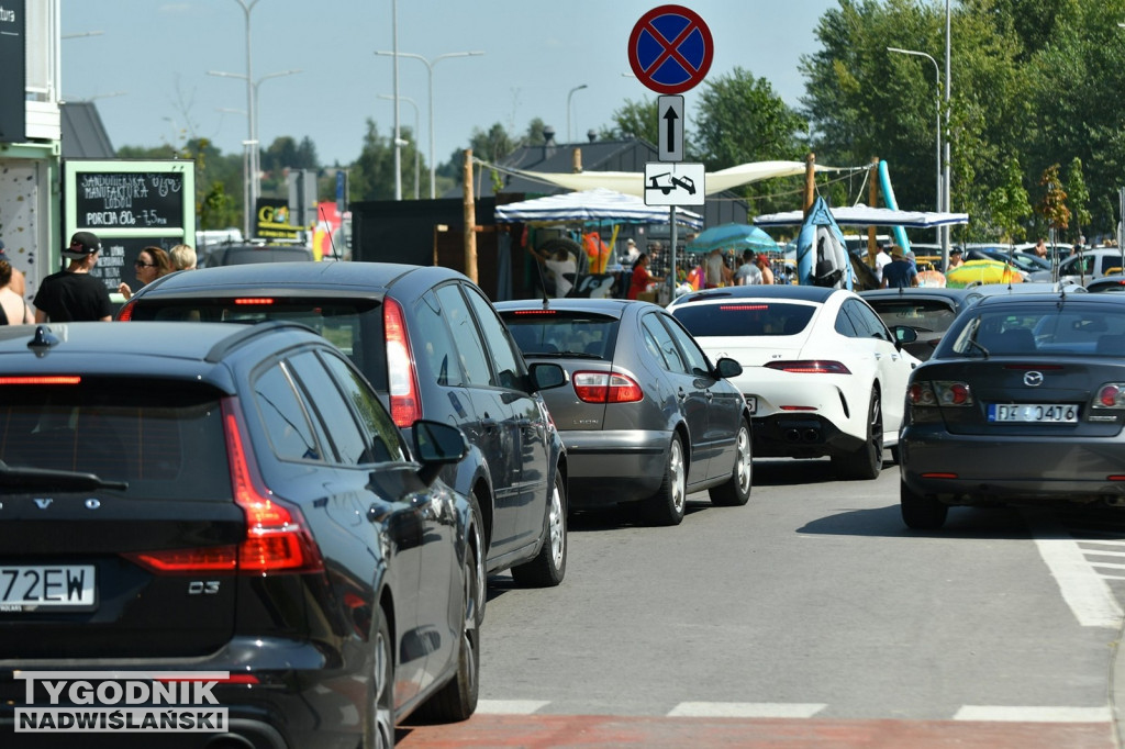 Piątek, 15 sierpnia, nad Jeziorem Tarnobrzeskim