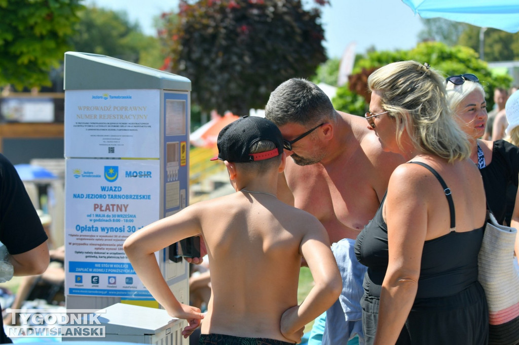 Piątek, 15 sierpnia, nad Jeziorem Tarnobrzeskim