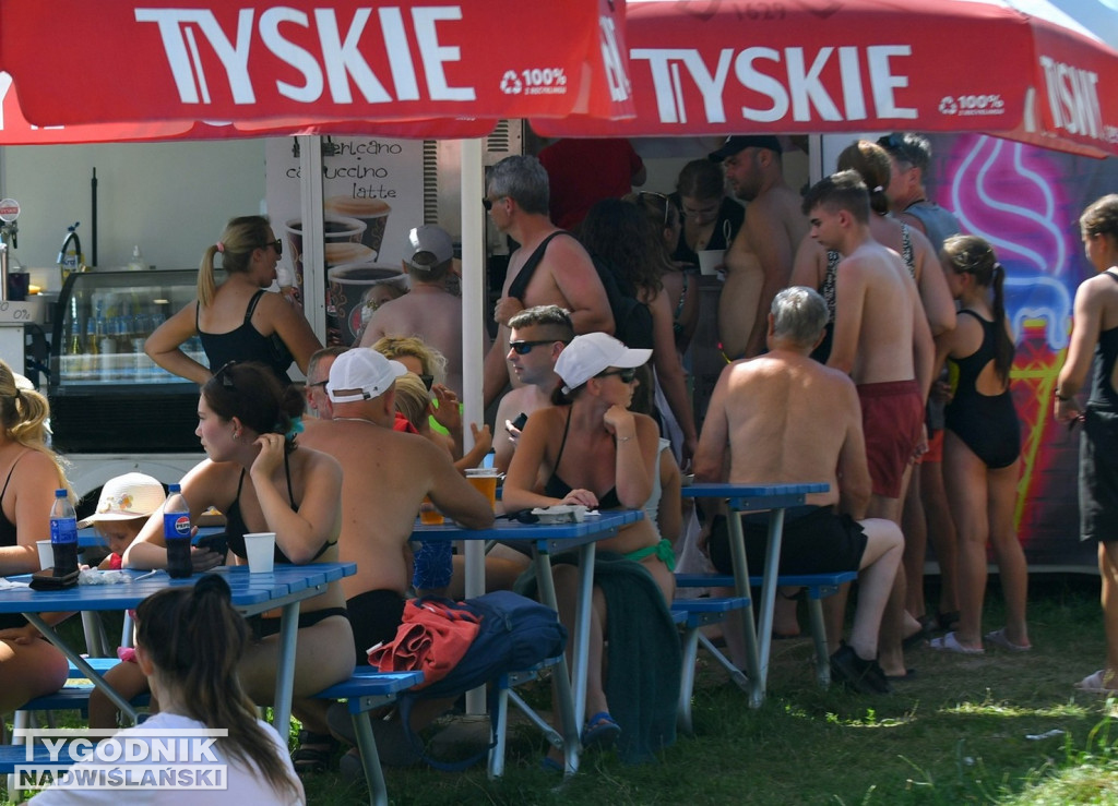 Piątek, 15 sierpnia, nad Jeziorem Tarnobrzeskim