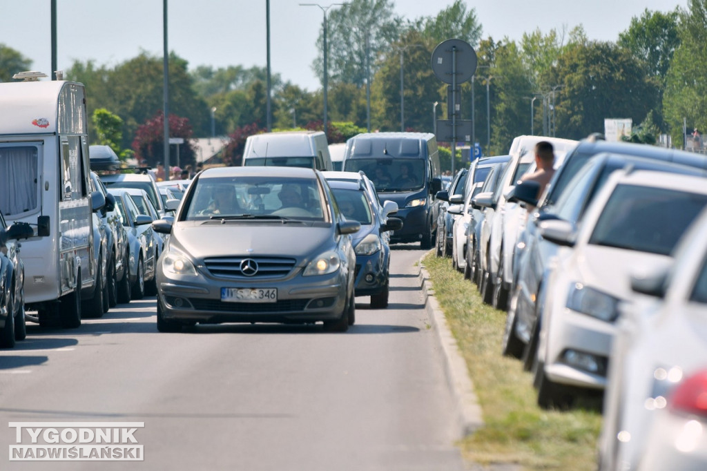 Piątek, 15 sierpnia, nad Jeziorem Tarnobrzeskim