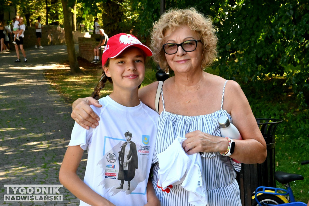 Patriotyczne bieganie 15 sierpnia w Tarnobrzegu