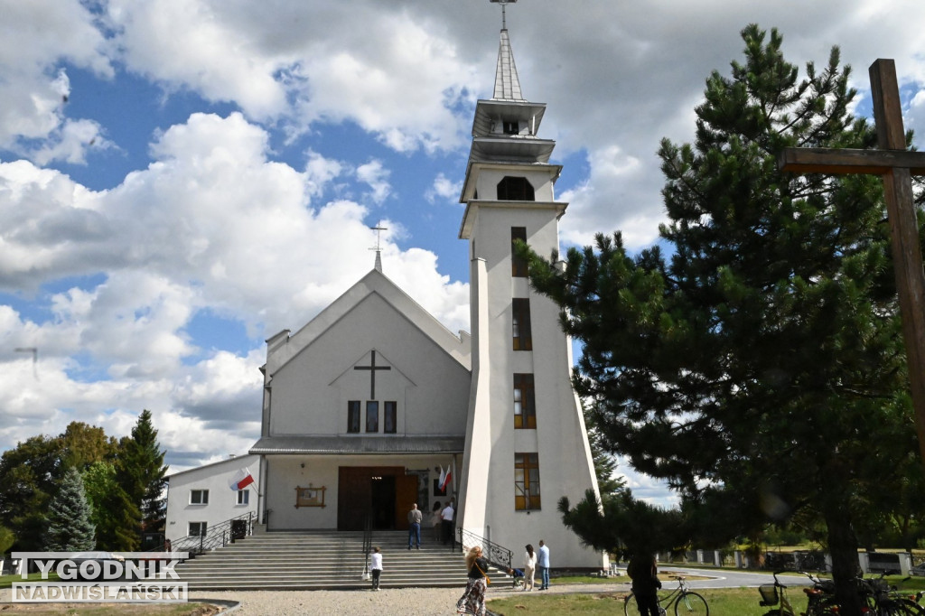 Dożynki gminy Nowa Dęba w Cyganach