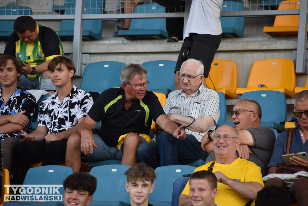 Zdjęcia kibiców z meczu Siarka - Star