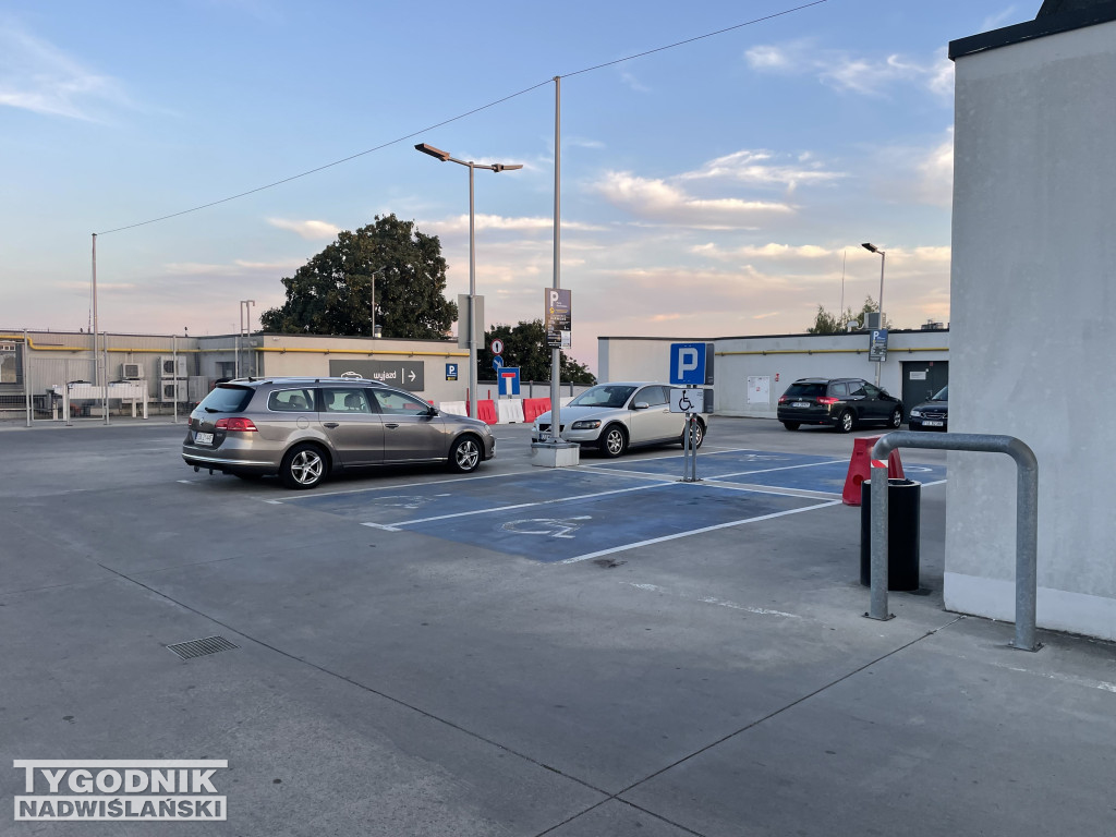 Parking Galerii Królewskiej w Sandomierzu