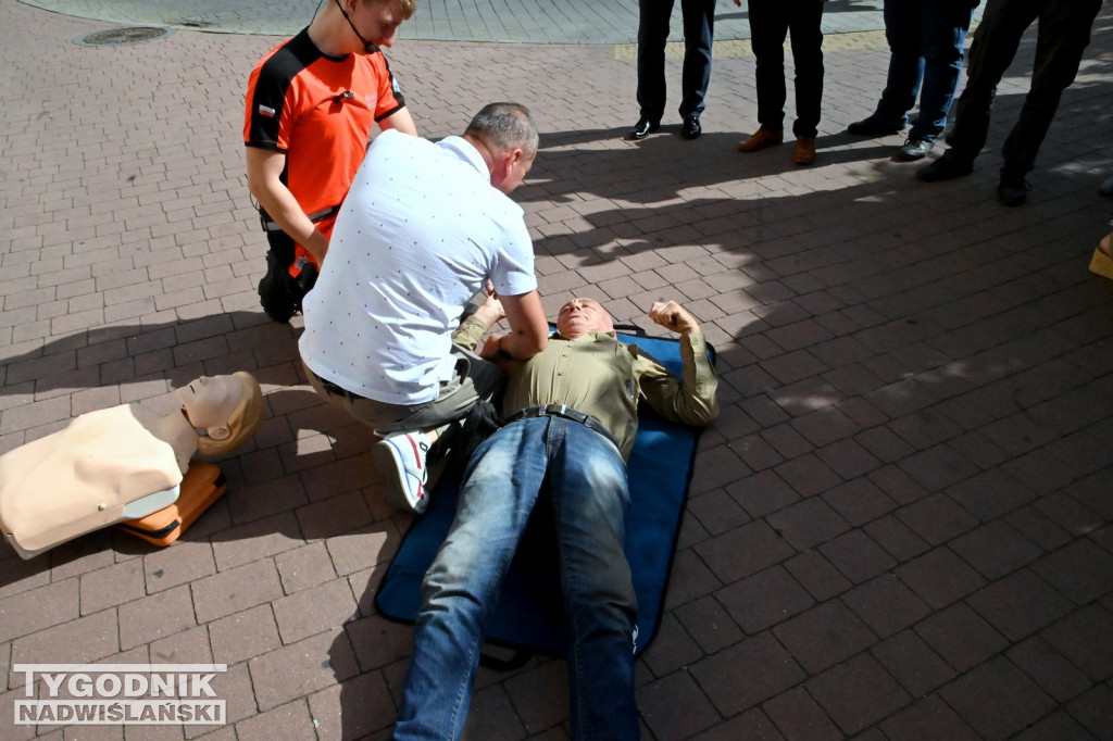 Defibrylator AED przy Centrum Seniora w Tarnobrzegu