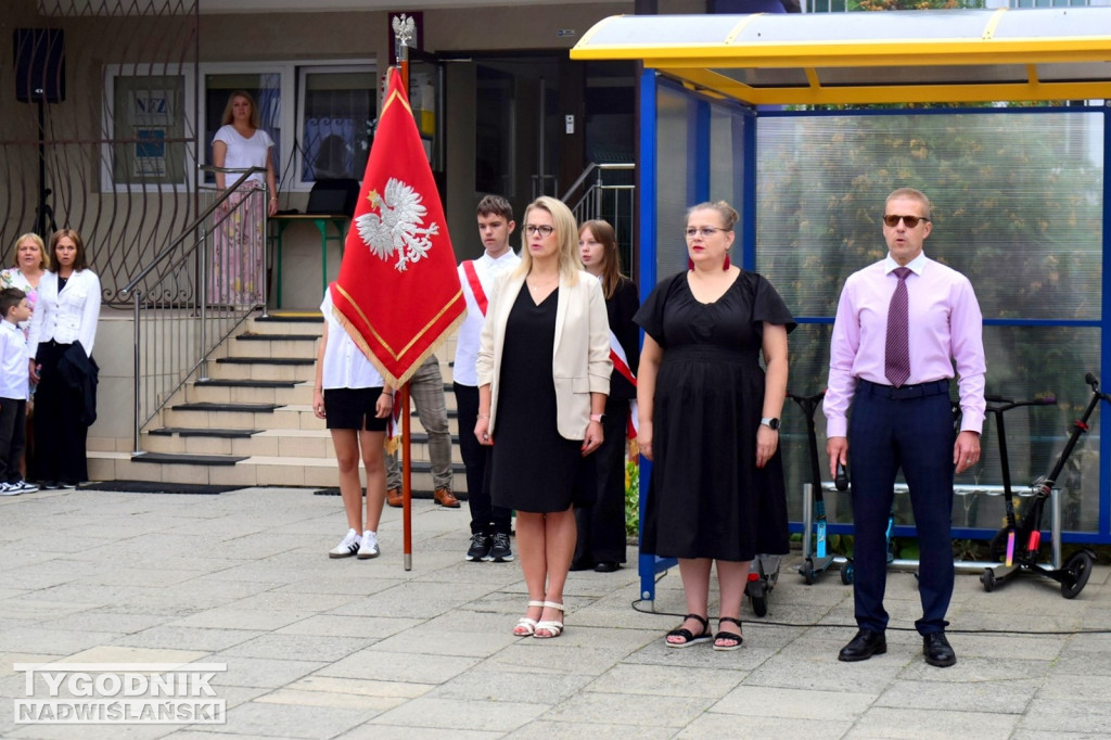 Rozpoczęcie roku szkolnego w SP nr 10 w Tarnobrzegu