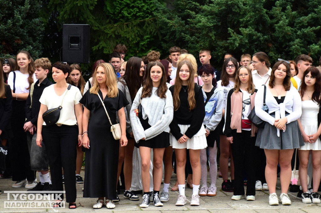 Rozpoczęcie roku szkolnego w SP nr 10 w Tarnobrzegu