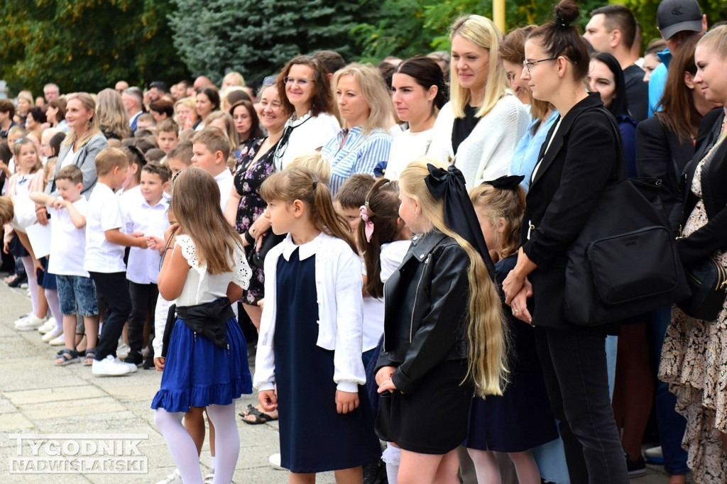 Rozpoczęcie roku szkolnego w SP nr 10 w Tarnobrzegu