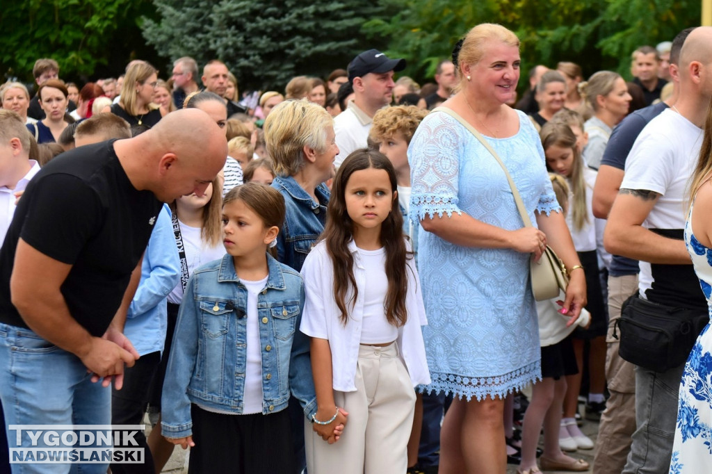 Rozpoczęcie roku szkolnego w SP nr 10 w Tarnobrzegu