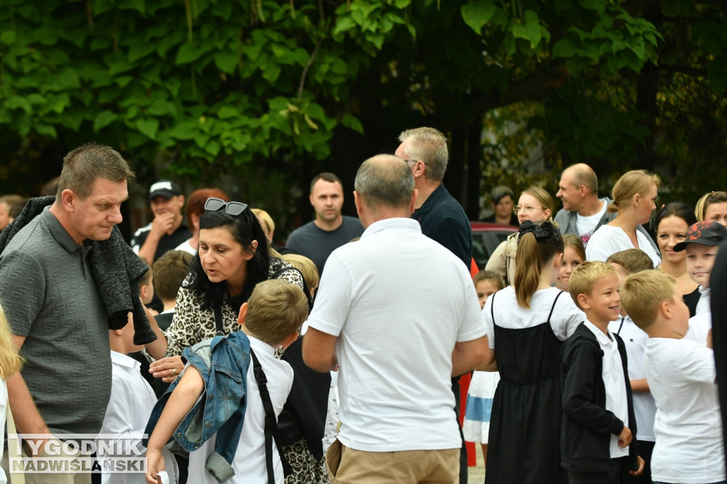 Rozpoczęcie roku szkolnego w SP nr 10 w Tarnobrzegu