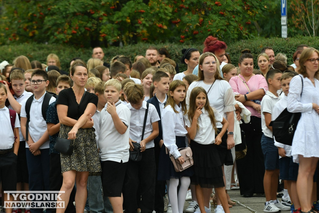 Rozpoczęcie roku szkolnego w SP nr 10 w Tarnobrzegu
