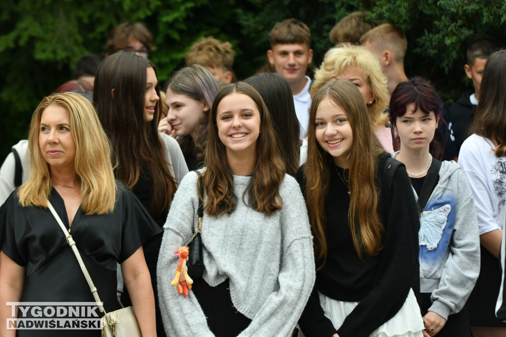 Rozpoczęcie roku szkolnego w SP nr 10 w Tarnobrzegu
