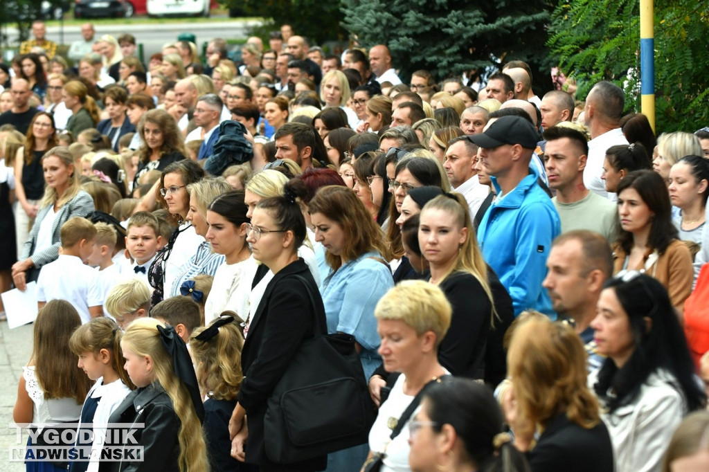 Rozpoczęcie roku szkolnego w SP nr 10 w Tarnobrzegu