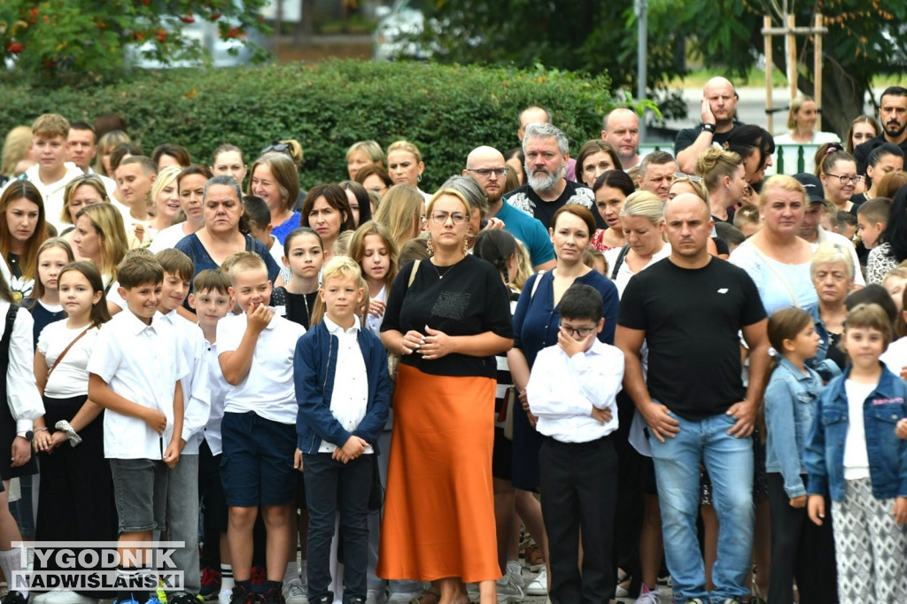 Rozpoczęcie roku szkolnego w SP nr 10 w Tarnobrzegu