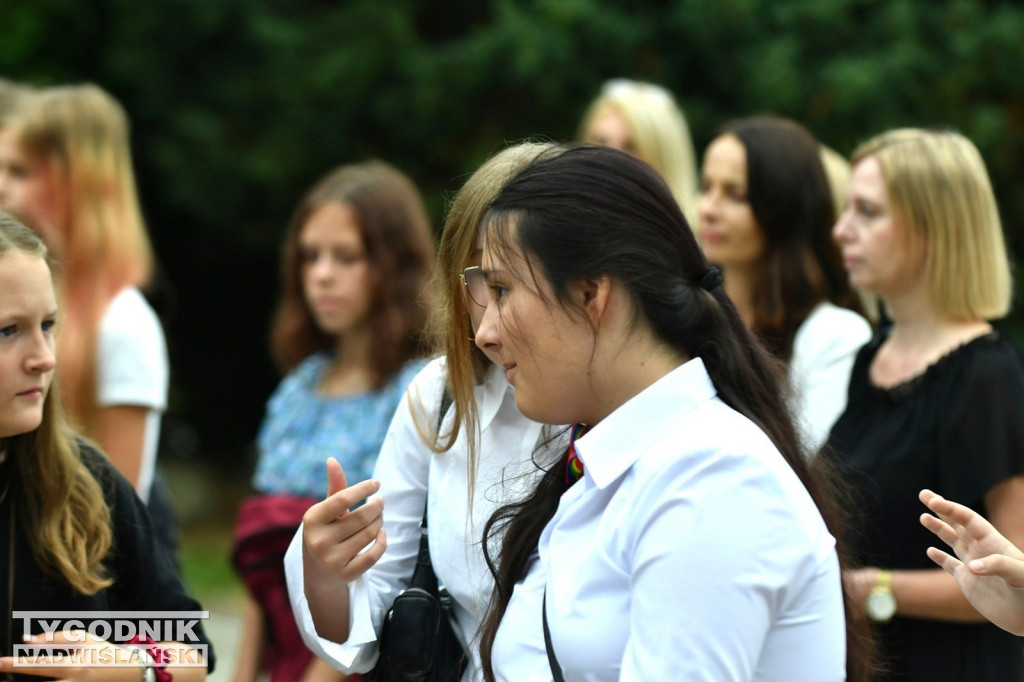Rozpoczęcie roku szkolnego w SP nr 10 w Tarnobrzegu