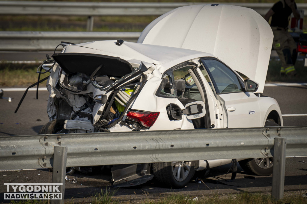 Tragiczny wypadek na S19 w Jeżowem – nie żyją dwie osoby