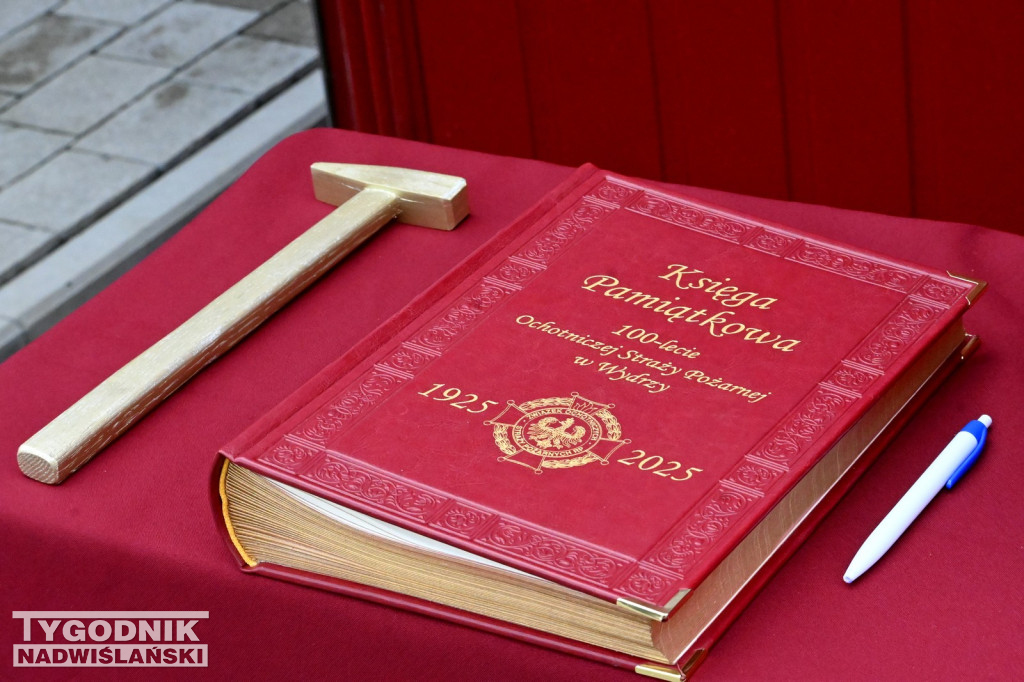 Uroczystości z okazji 100 lat OSP Wydrza